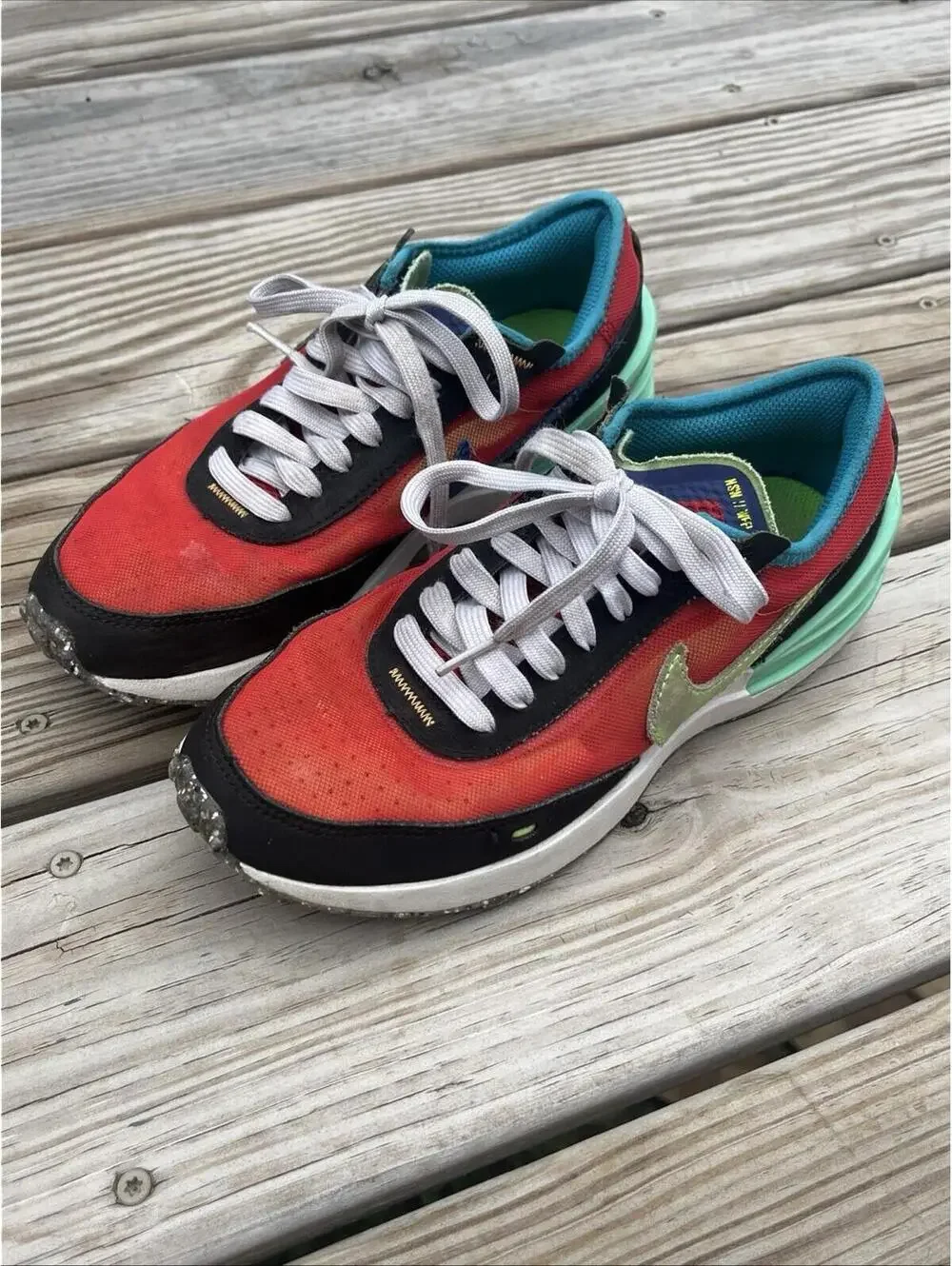 Nike Waffle 1 Colorblock Red Black Green Youth Sneakers DM81